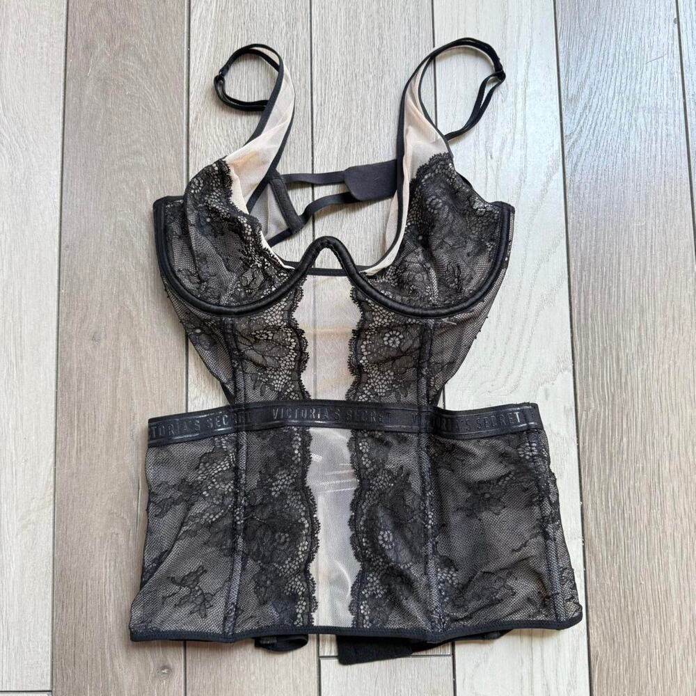 Victorias secret black and cream